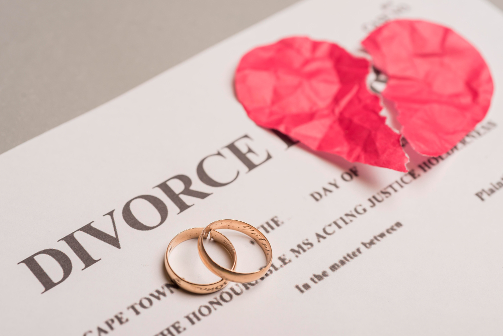 Boşanma Davası Hangi Dava Türüne Girer?